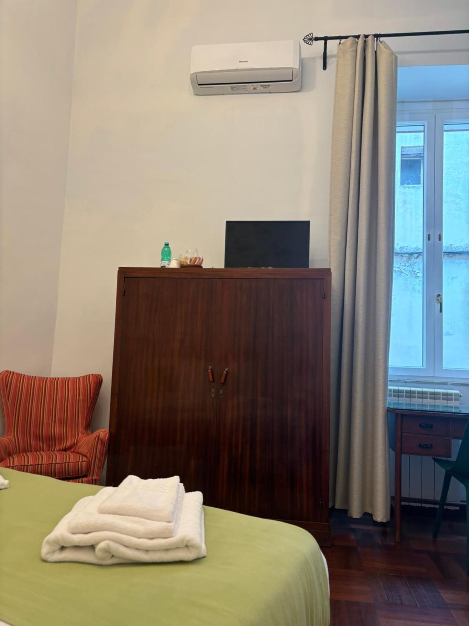 Folle Citta B&B Napels Buitenkant foto