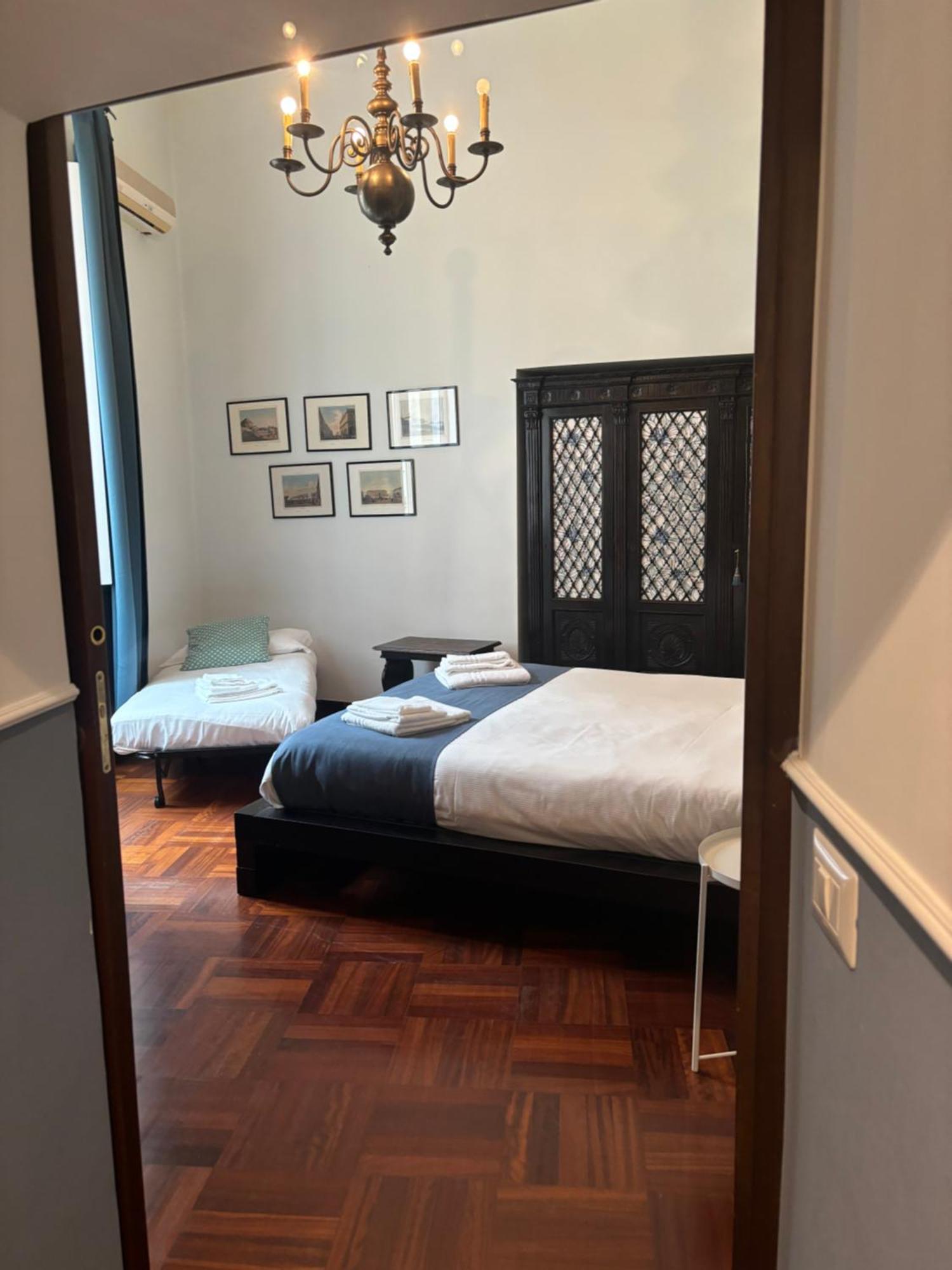 Folle Citta B&B Napels Buitenkant foto